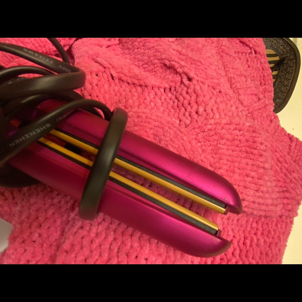 Straighter - Picture 2 of 2